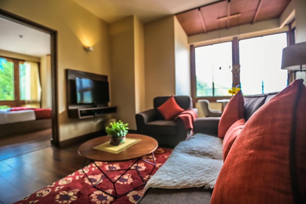 The Pema By Realm Hotel Тхимпху Екстериор снимка