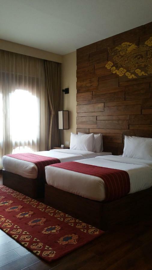 The Pema By Realm Hotel Тхимпху Екстериор снимка