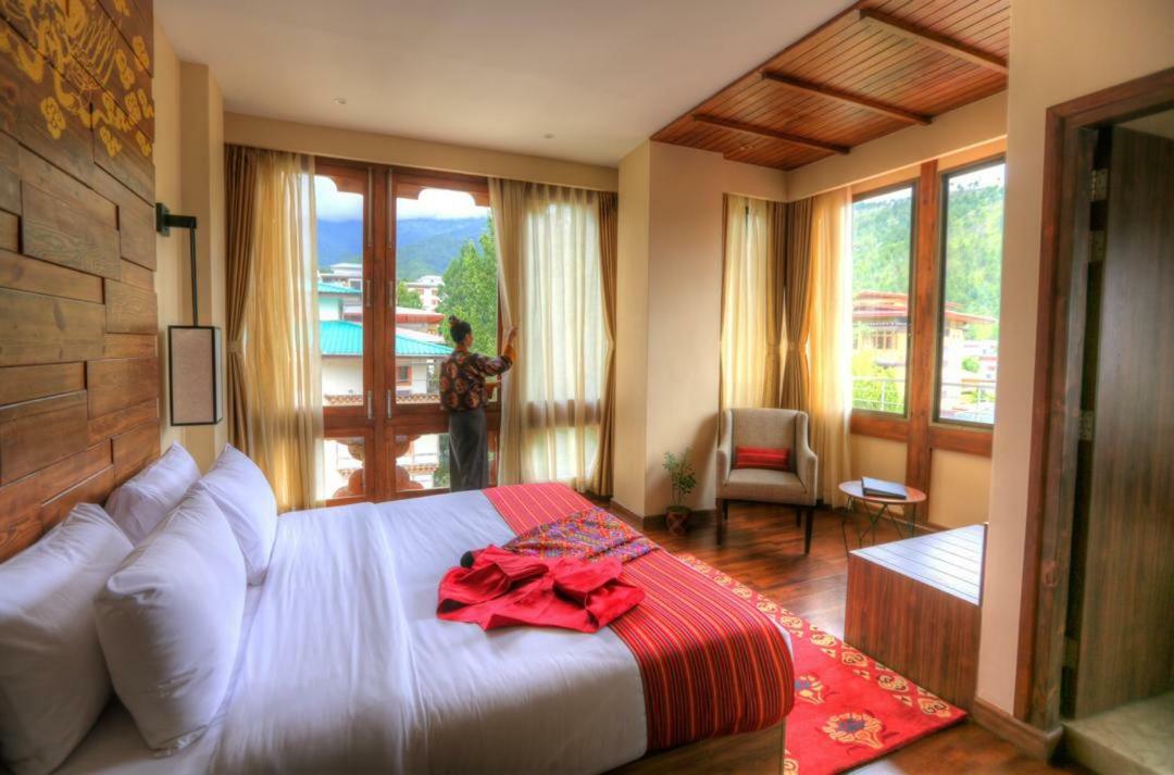 The Pema By Realm Hotel Тхимпху Екстериор снимка
