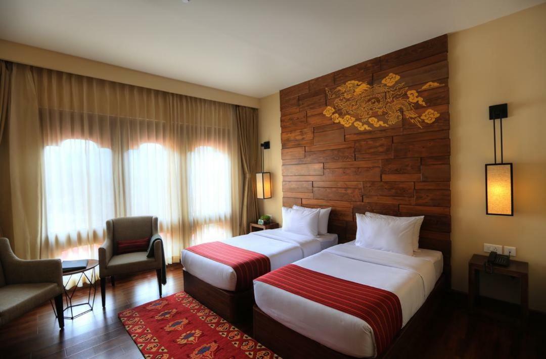 The Pema By Realm Hotel Тхимпху Екстериор снимка
